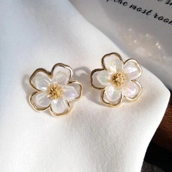 Iridescent Daisy 14k Gold Plated Earrings - Picture 2 of 3